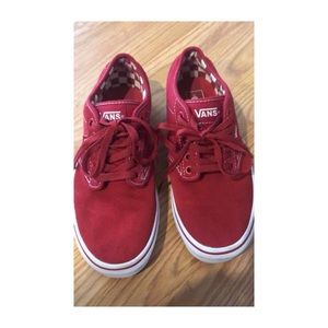 Men’s/ women’s Red Vans. Women’s 9/ men’s 7.5